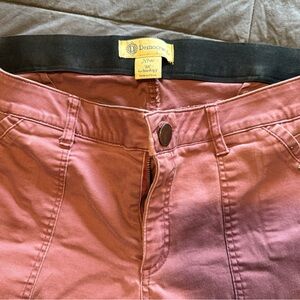 Democracy Dusty Rose 18W cropped jeans